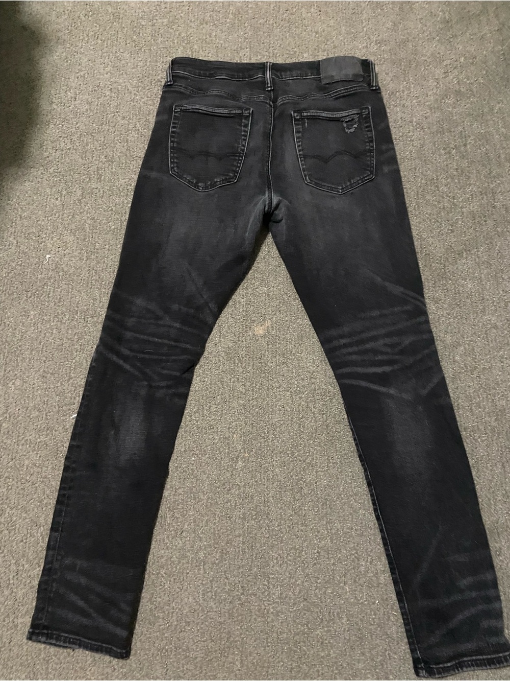 32x32 American Eagle Athletic Skinny Black Distressed Men’s Jeans - Picture 2 of 3
